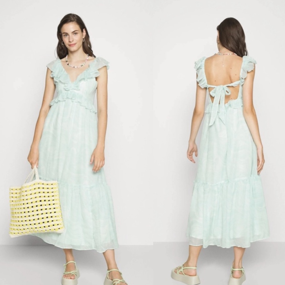 Abercrombie & Fitch Drama Flutter Sleeves Maxi Dress